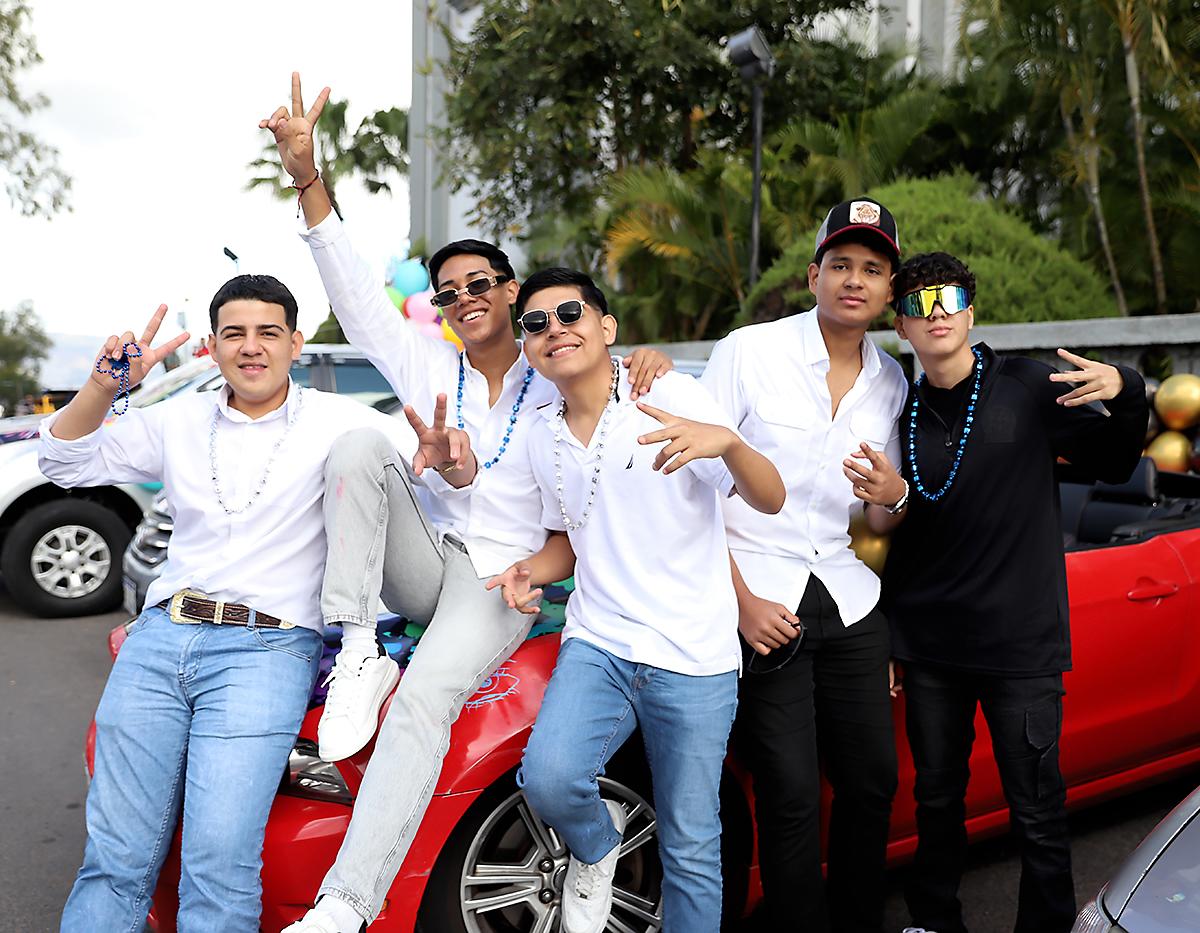 Yerson Espinoza, Daniel Aguilar, Denis Vargas, Rodrigo Torres y Emanuel Martínez