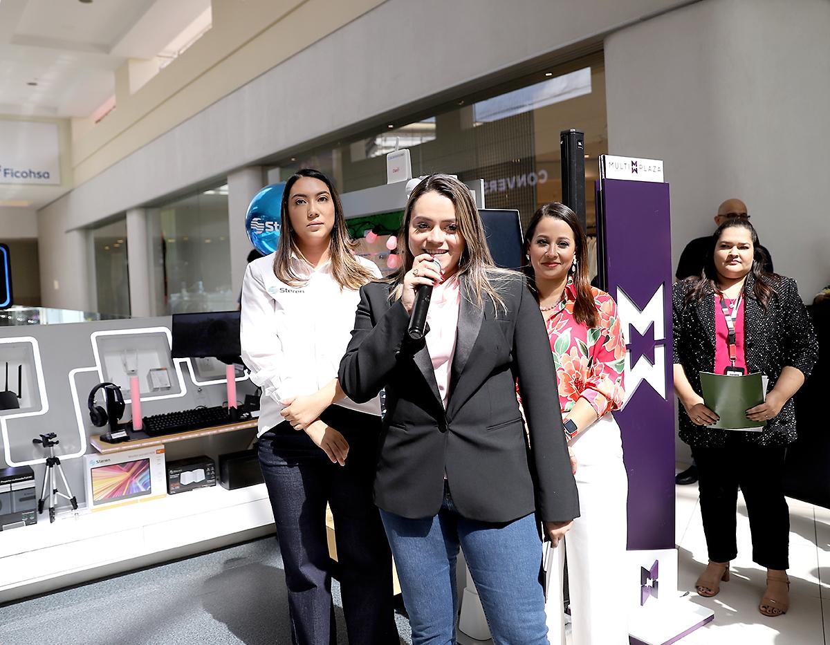 Primer Kiosco Interactivo de Steren en Multiplaza