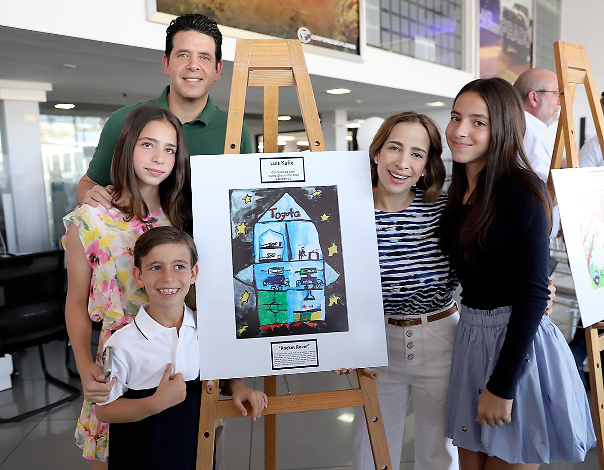 El concurso de arte “Toyota Dream Car” premia la imaginación futurista y el talento de la niñez hondureña