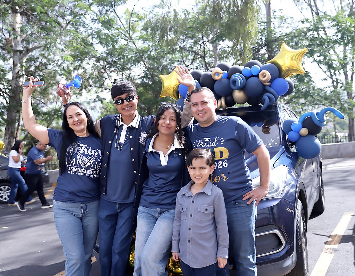 Senior Entrance 2026 de San Francisco de Sales Catholic School