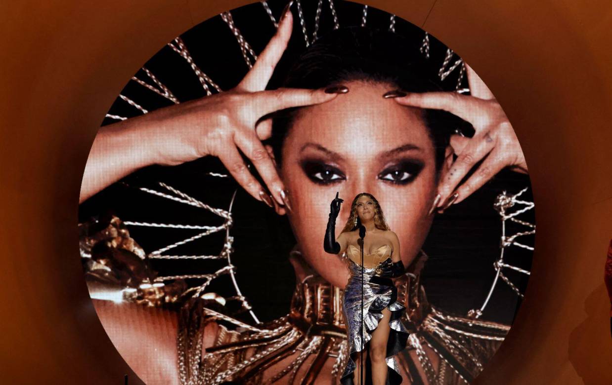 Beyoncé ha desafiado la sabiduría convencional de la industria musical, y es al mismo tiempo una de las artistas más reservadas y más observadas de la música.