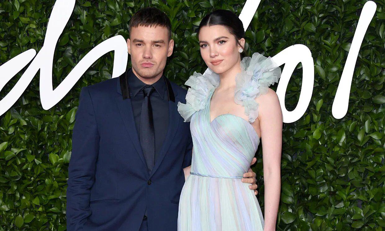 Maya Henry y Liam Payne se comprometieron en 2020 y, desde ese momento, enfrentaron mucho altibajos, pero aún así fueron persistentes en caminar hacia el altar, sin embargo, todo llegó a su fin cuando etiquetaron a la modelo en una foto donde salía el ex One Direction abrazado con una mujer: “Los quiero mucho a ustedes fans, pero, por favor, dejen de enviarme estas fotos de mi prometido abrazando a otra persona, no soy yo y es bien difícil enterarme que esto sucedió sin darme cuenta”, publicó en Instagram.