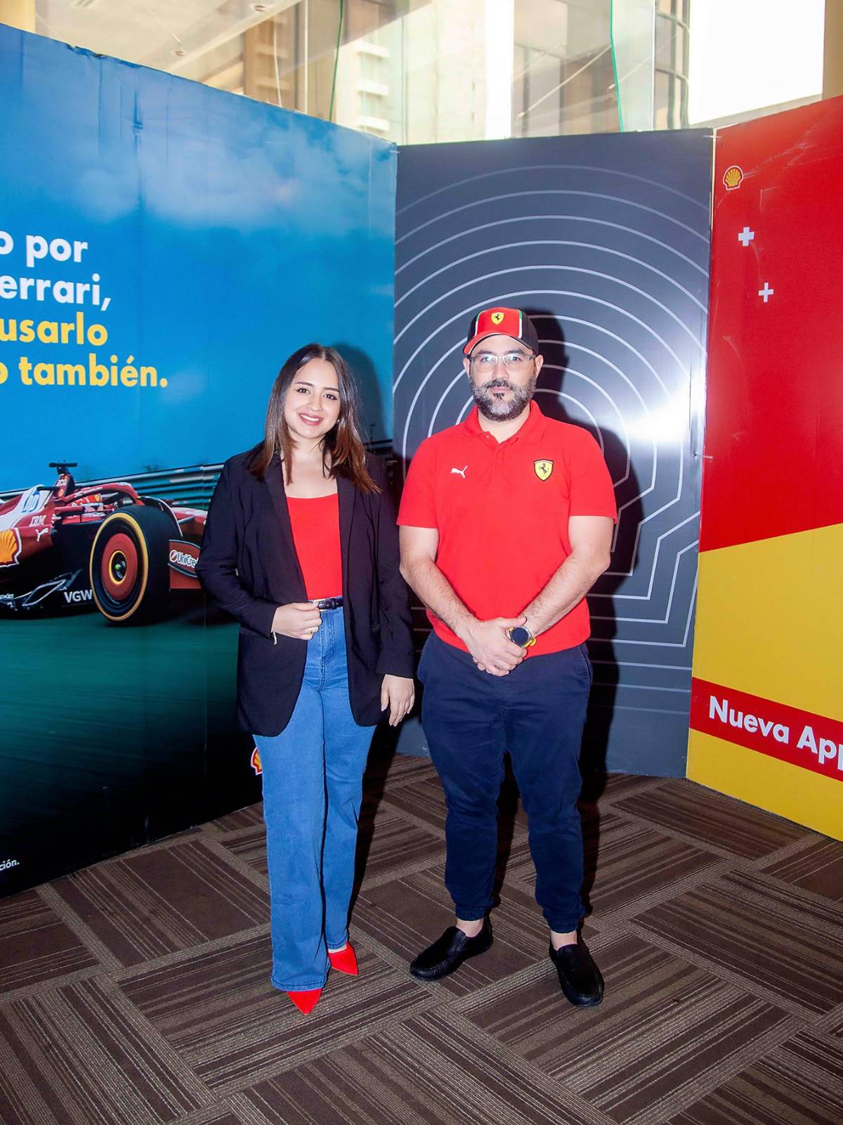 Blanca Cardona, gerente de mercadeo del Club Hondureño Árabe y Óscar Cuadra, retail manager de Shell Honduras.