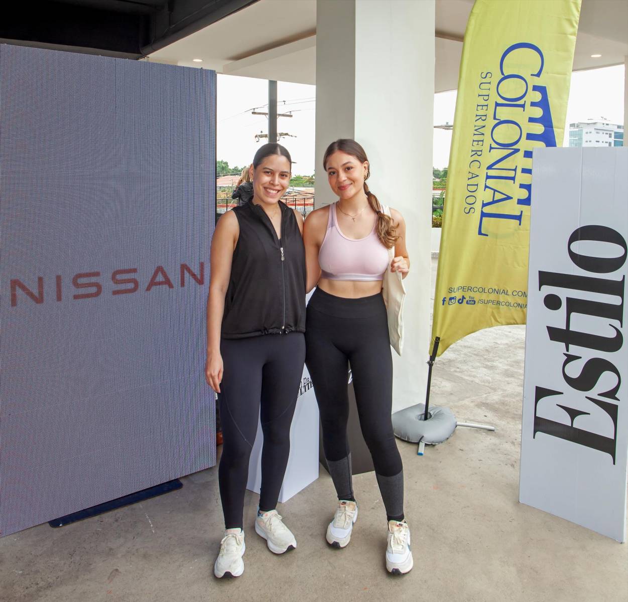Ride in Pink por Nissan y Estilo