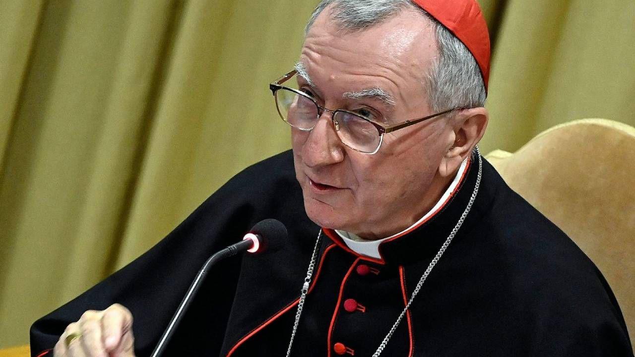 <b>Cardenal Pietro Parolin</b>Actual Secretario de Estado del Vaticano, Parolin es un diplomático de carrera con amplia experiencia en relaciones internacionales. A sus 70 años, su perfil moderado y su conocimiento de la política vaticana lo posicionan como un candidato serio.