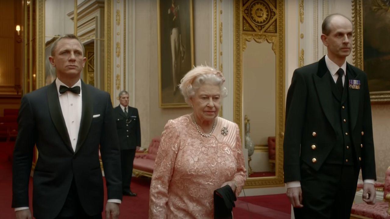 Los famosos que conocieron a la reina Isabel II