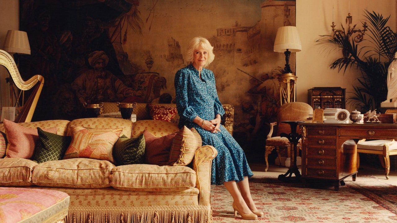 La segunda esposa del rey británico, con su canoso pelo rubio, su voz grave y su sonrisa tranquila, ha soportado estoicamente las crisis, tras ser demonizada durante años por el naufragio del matrimonio del entonces príncipe Carlos con la princesa Diana.