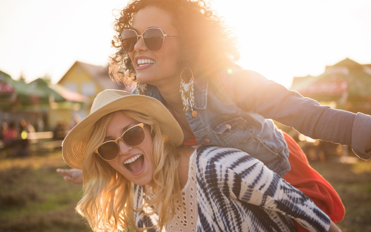 <b>Mantén una actitud positiva</b>Aunque es importante ser realista sobre la situación, mantener una actitud positiva y brindar esperanza puede tener un impacto positivo en el bienestar emocional de tu ser querido.