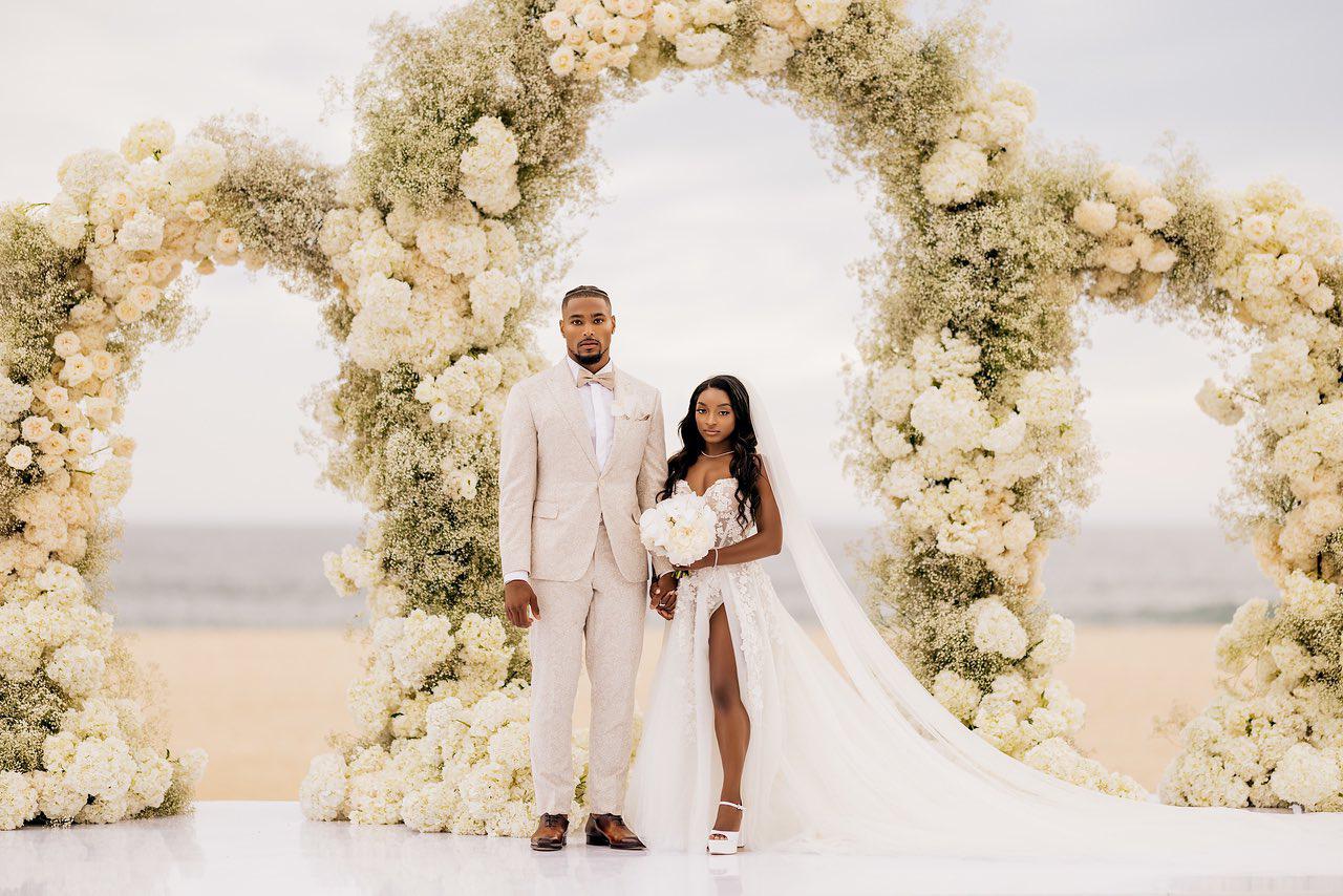 Así fue la boda de Simone Biles y Jonathan Owens