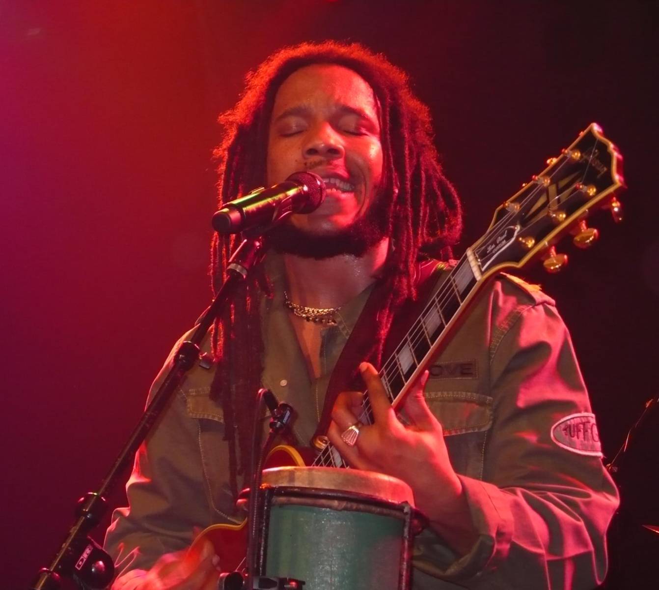 Stephen Marley, a sus 16 años y luego de sus múltiples nominaciones, en 1989 por fin logró llevarse a casa el premio al Mejor Álbum de Reggae.