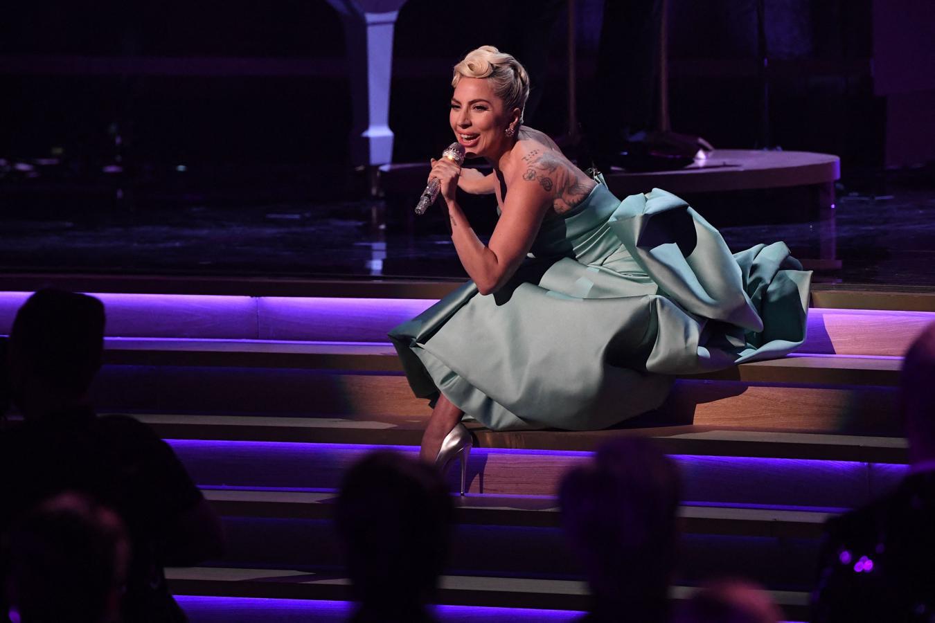 Lady Gaga estremeció el escenario con su participación interpretando temas como “Love For Sale” y “Do I Love You!” ambos grabados con Tony Bennet.
