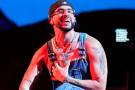 Bad Bunny dio inicio a su histórica residencia denominada “No me quiero ir de aquí” en su país de origen, Puerto Rico, con la que se espera reunir al menos a 400 mil fans de todo el mundo. El cantante se ha convertido en uno de los más escuchados en todo el mundo, tanto en plataformas de Spotify como de Apple Music. Aquí te contamos algunos datos de este increíble show.
