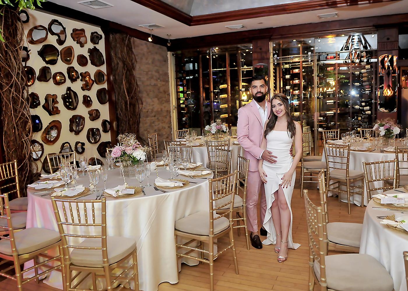 La boda civil de Kirt Merren y Karime Canahuati