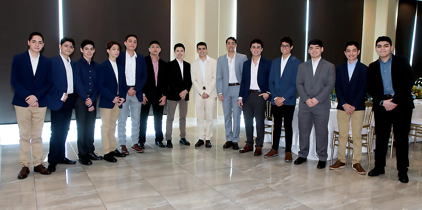 Ricardo Chinchilla, Diego Rapalo, Claudio Agüero, Iván Ramírez, José Jerónimo Gómez, José Santiago Motiño, Daniel Sorto, Rene Mejia, Salvador Pineda, David Morales, Fernando Zelaya, Ian Matamala, Marlon Calix y Eduardo Hernández.