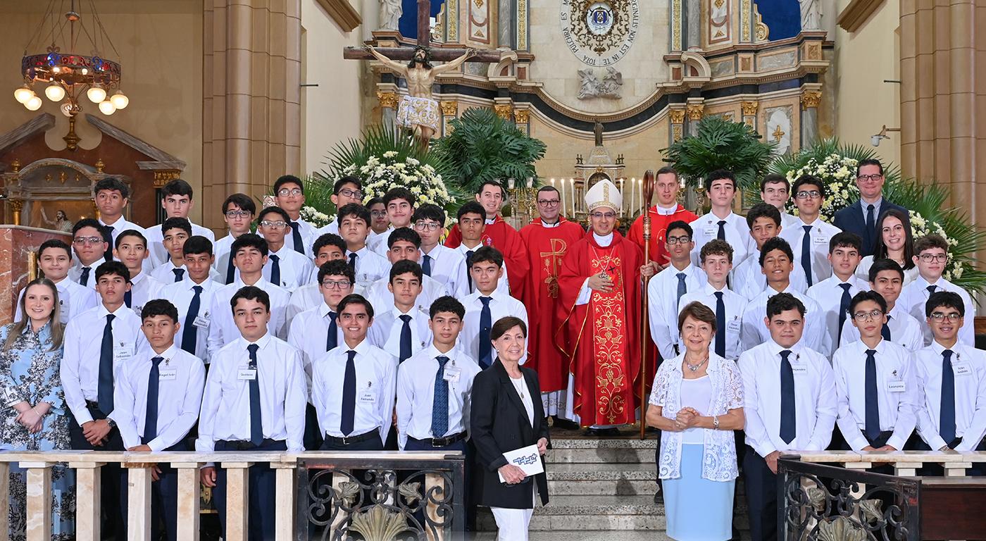 Confirmación de alumnos de Macris School Confirmación de alumnos de Macris School