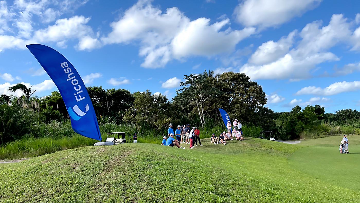 Imágenes de la nueva jornada del Torneo de Golf en Indura