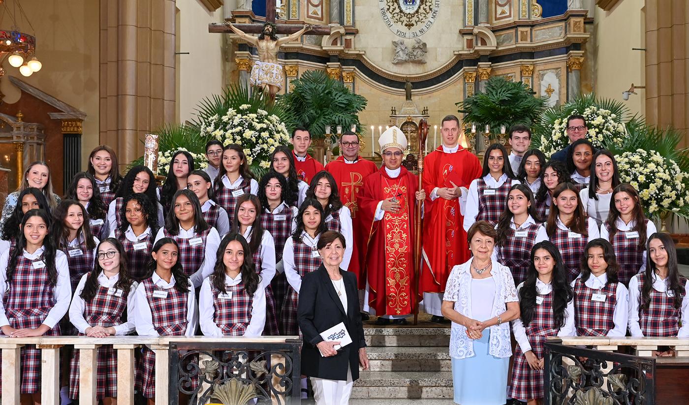 Confirmación de alumnos de Macris School Confirmación de alumnos de Macris School