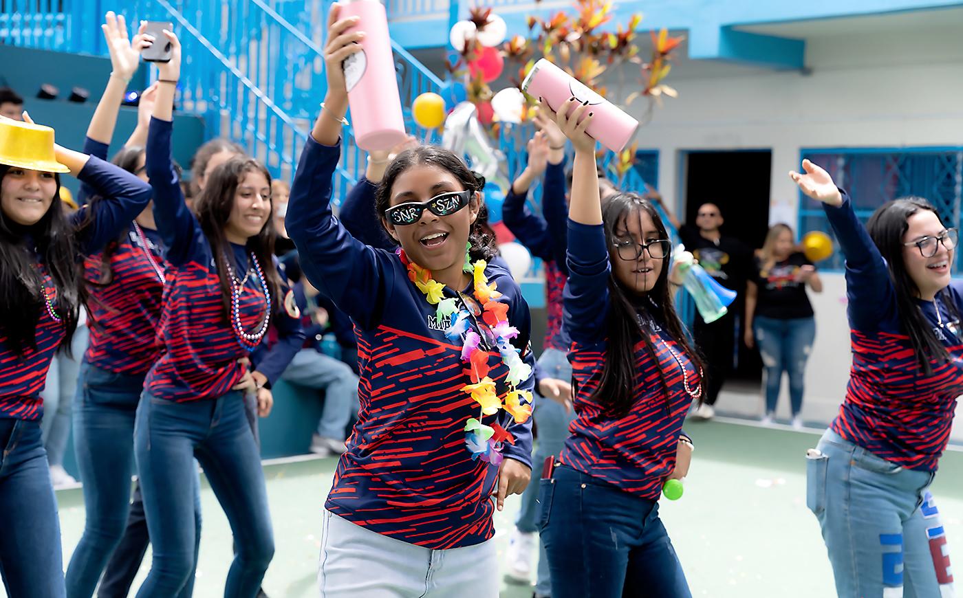 Entrance de los seniors 2024 de England School