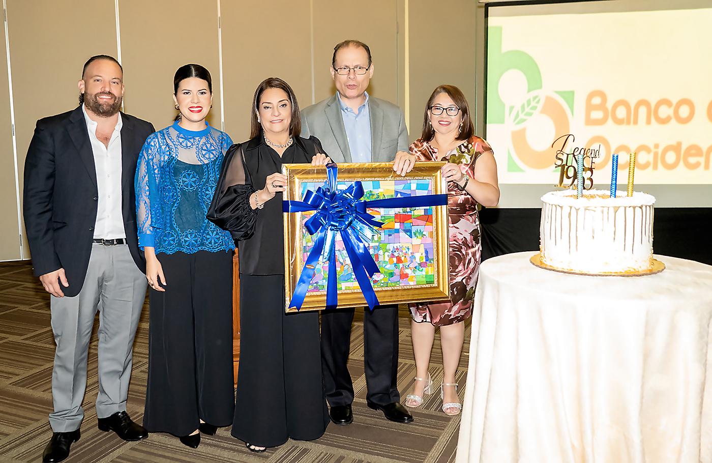 Ernesto jr, Gaby de Lardizabal con Verónica y Ernesto Lardizabal y Maritza Díaz.
