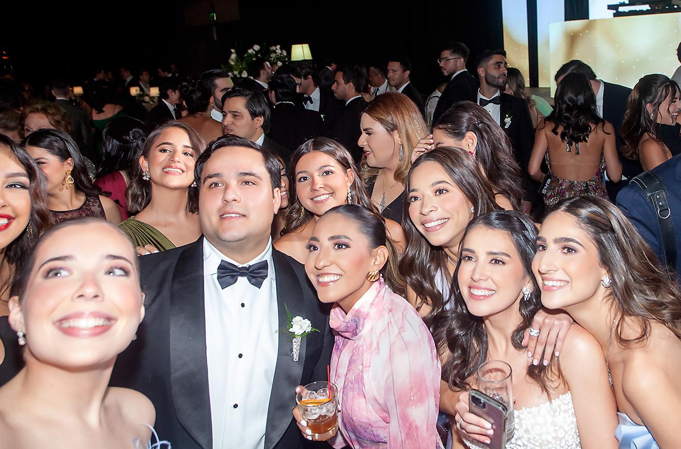 Así fue la boda de Christopher Fuschich y Giovana Handal