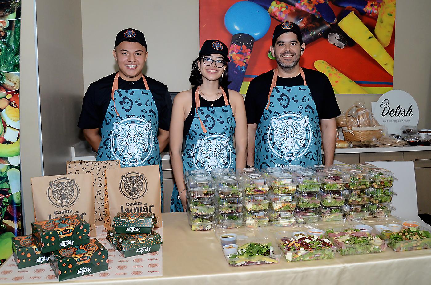 Héctor Flores, Ginnie Lozano y Richie Abedrabbo.