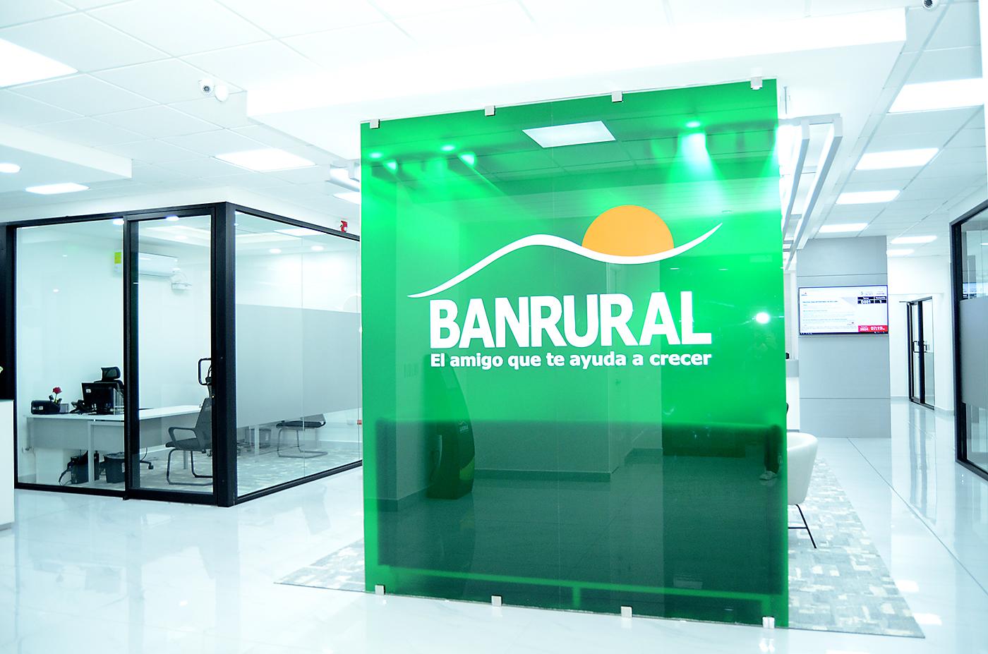Inauguración del nuevo Centro de Negocios de Banrural