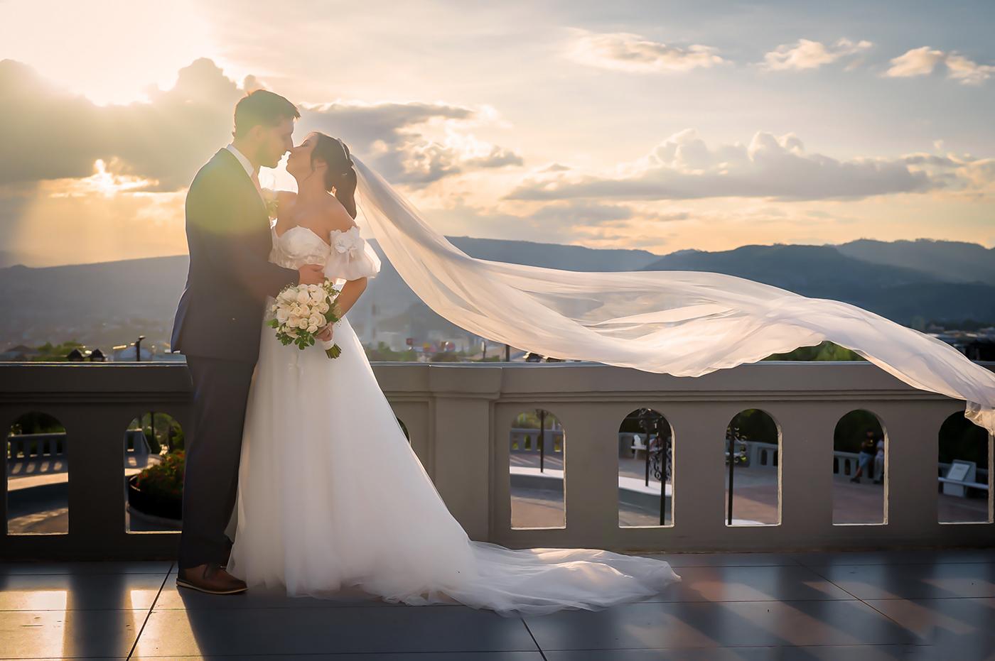 Una imagen para recordar frente a la Basílica de Suyapa