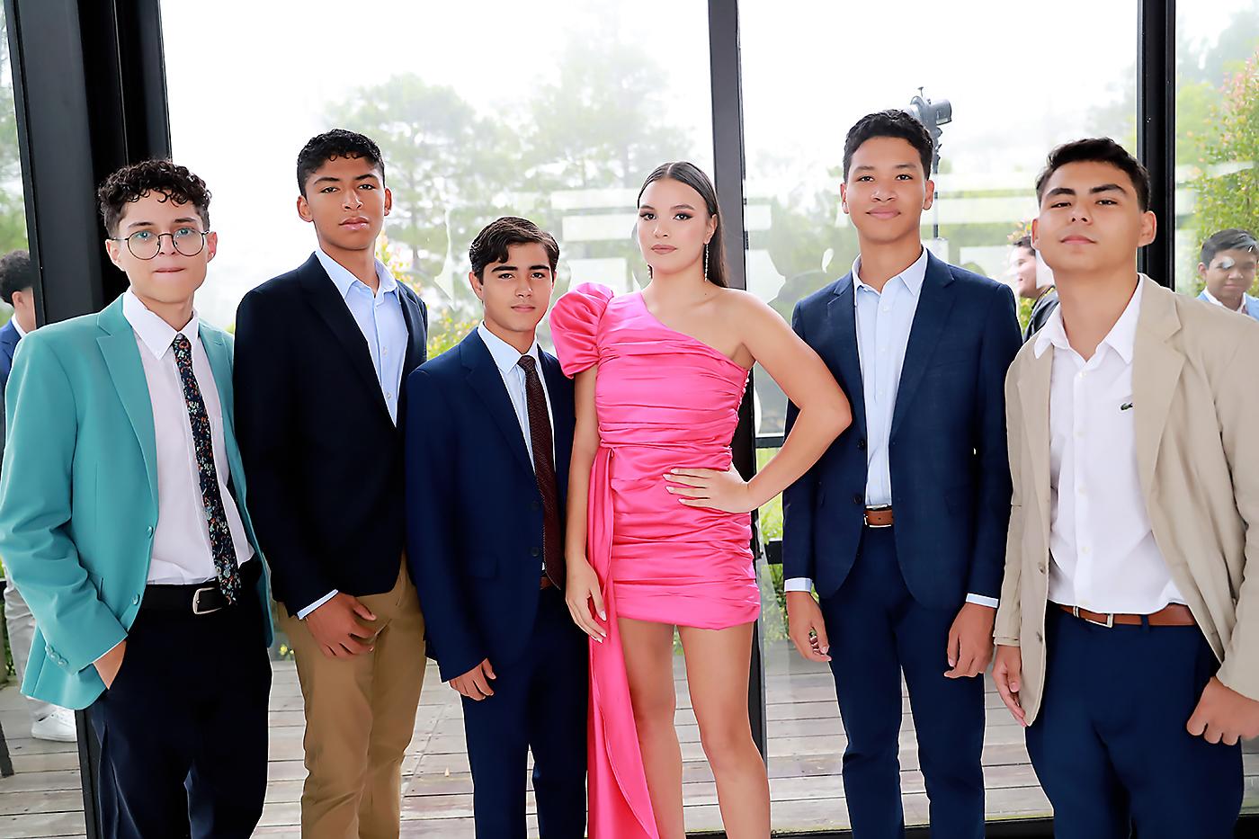 <b>Javier Martínez, Cesar Pavón, Lenard Rodríguez, Natalia Aguilar, Héctor Ponce y Ricardo Godoy</b>