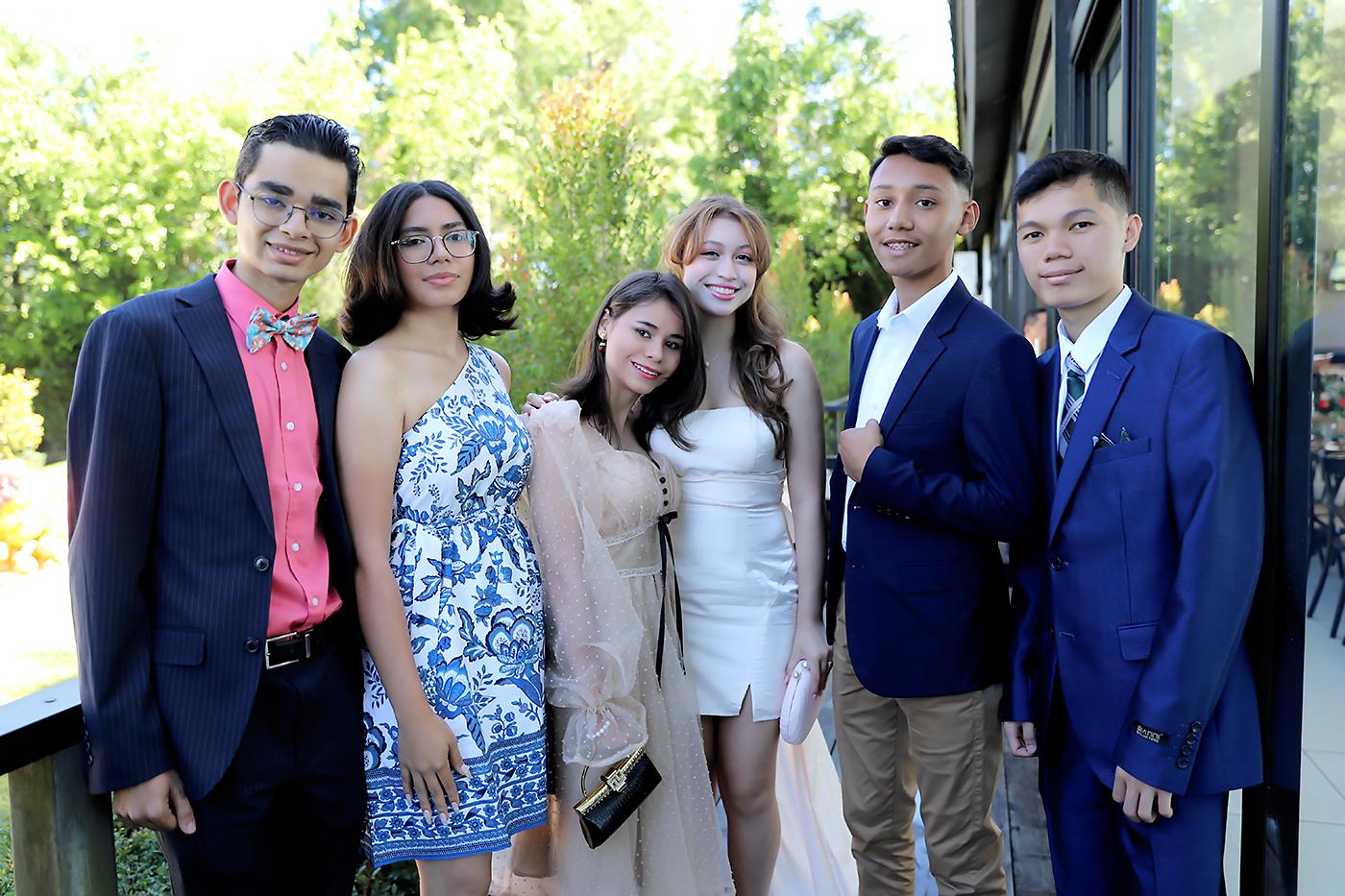 Jacobo Henríquez, Alejandra Franco, Paola Gladis, Ariana Cálix, Fernando Vásquez y Alan Chen.