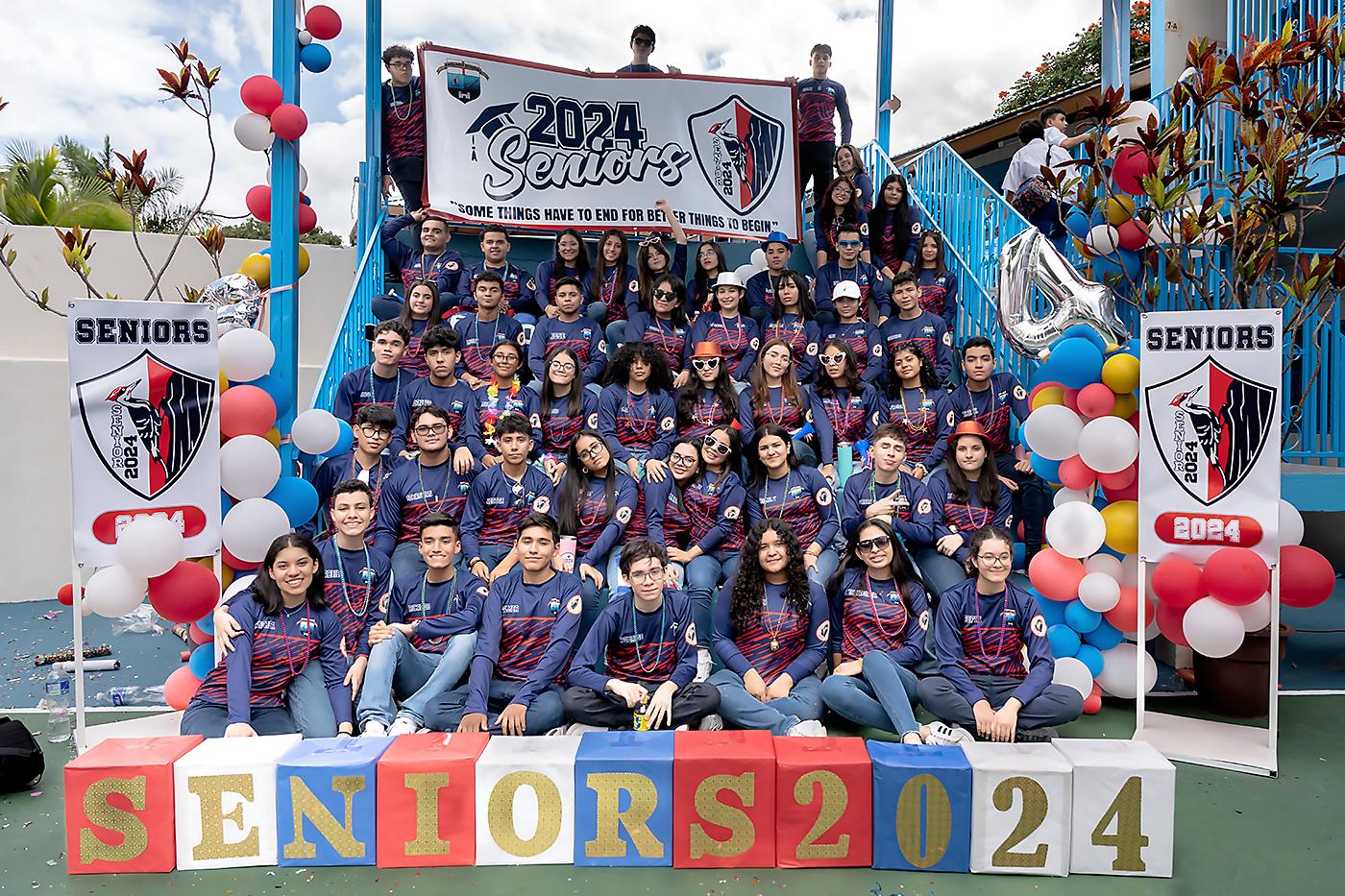 Entrance de los seniors 2024 de England School