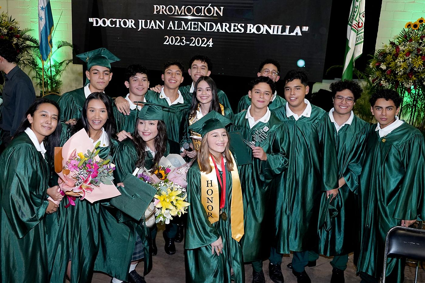 Graduación de los seniors 2024 de Elvel School