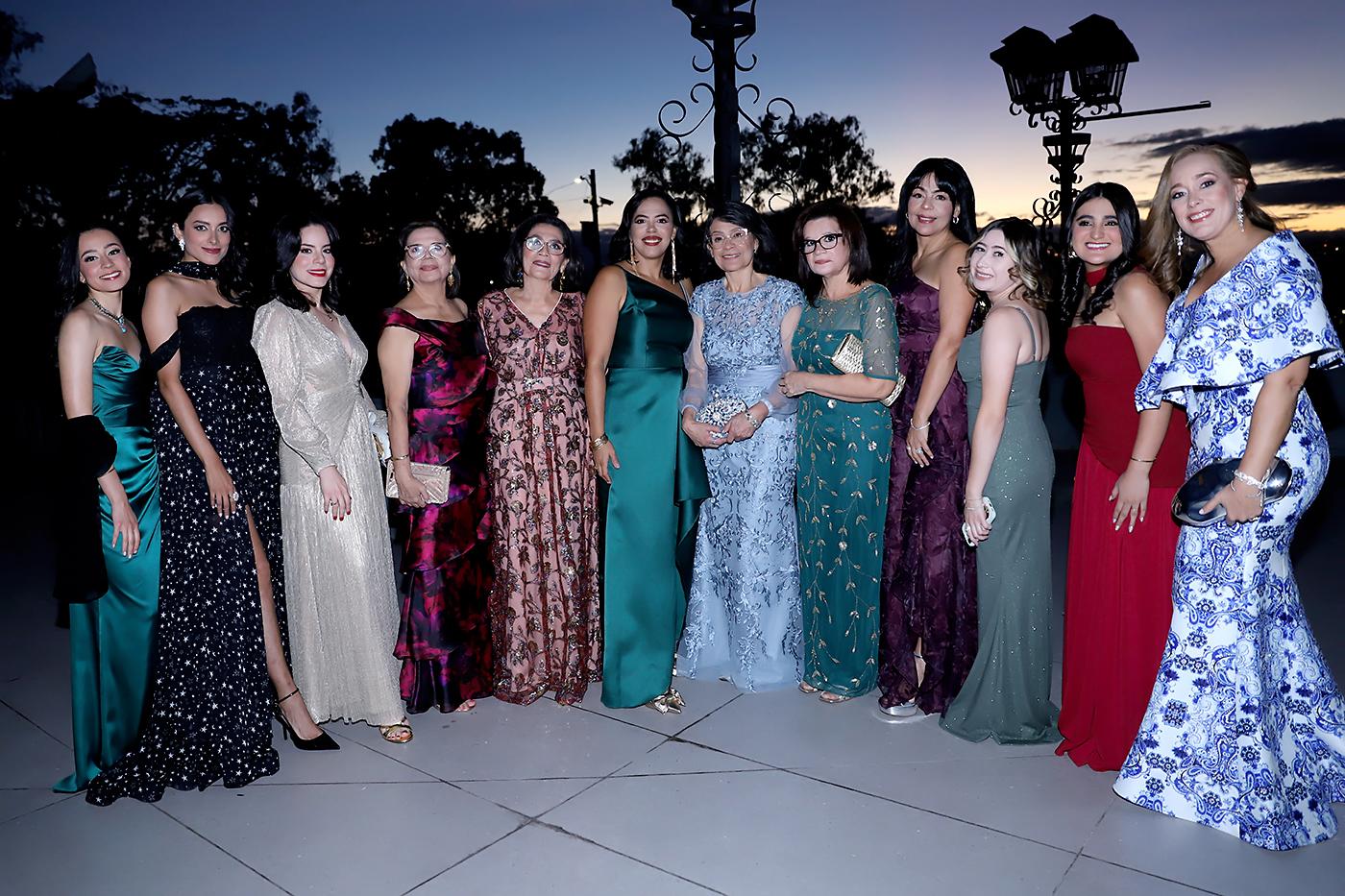 Fiesta nupcial de Allison Rivera y José Armando Erazo