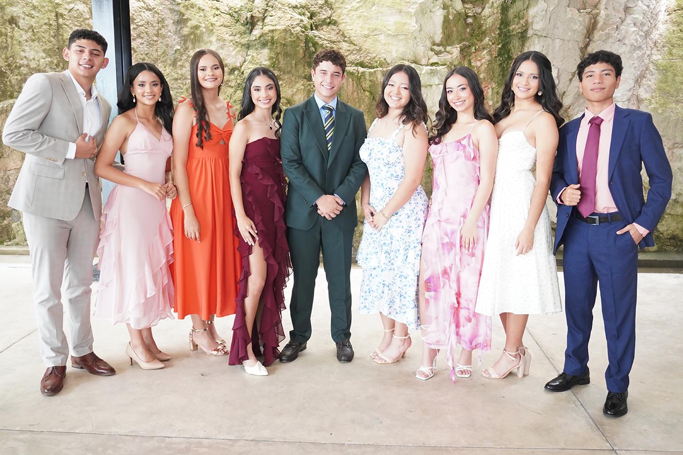 Rogelio Paiz, Yara Gutiérrez, Daniela Mencía, Katherine Canizalez, Jorge Rodríguez, Rossely López, Estela Rodríguez, Valeria Castillo y Ernesto Castro. Rogelio Paiz, Yara Gutiérrez, Daniela Mencía, Katherine Canizalez, Jorge Rodríguez, Rossely López, Estela Rodríguez, Valeria Castillo y Ernesto Castro.