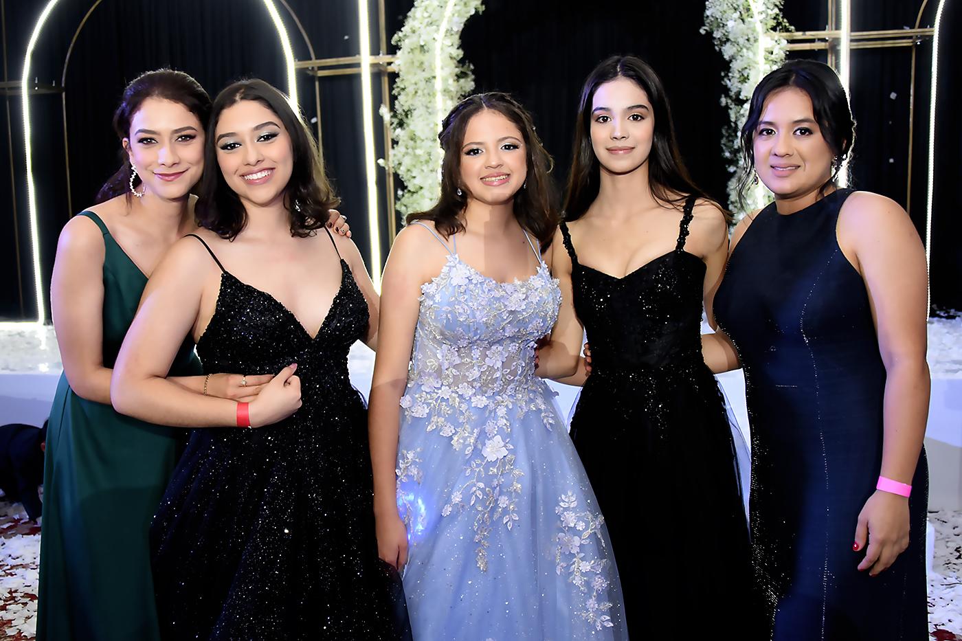 Prom night de los seniors 2023 de Discovery School