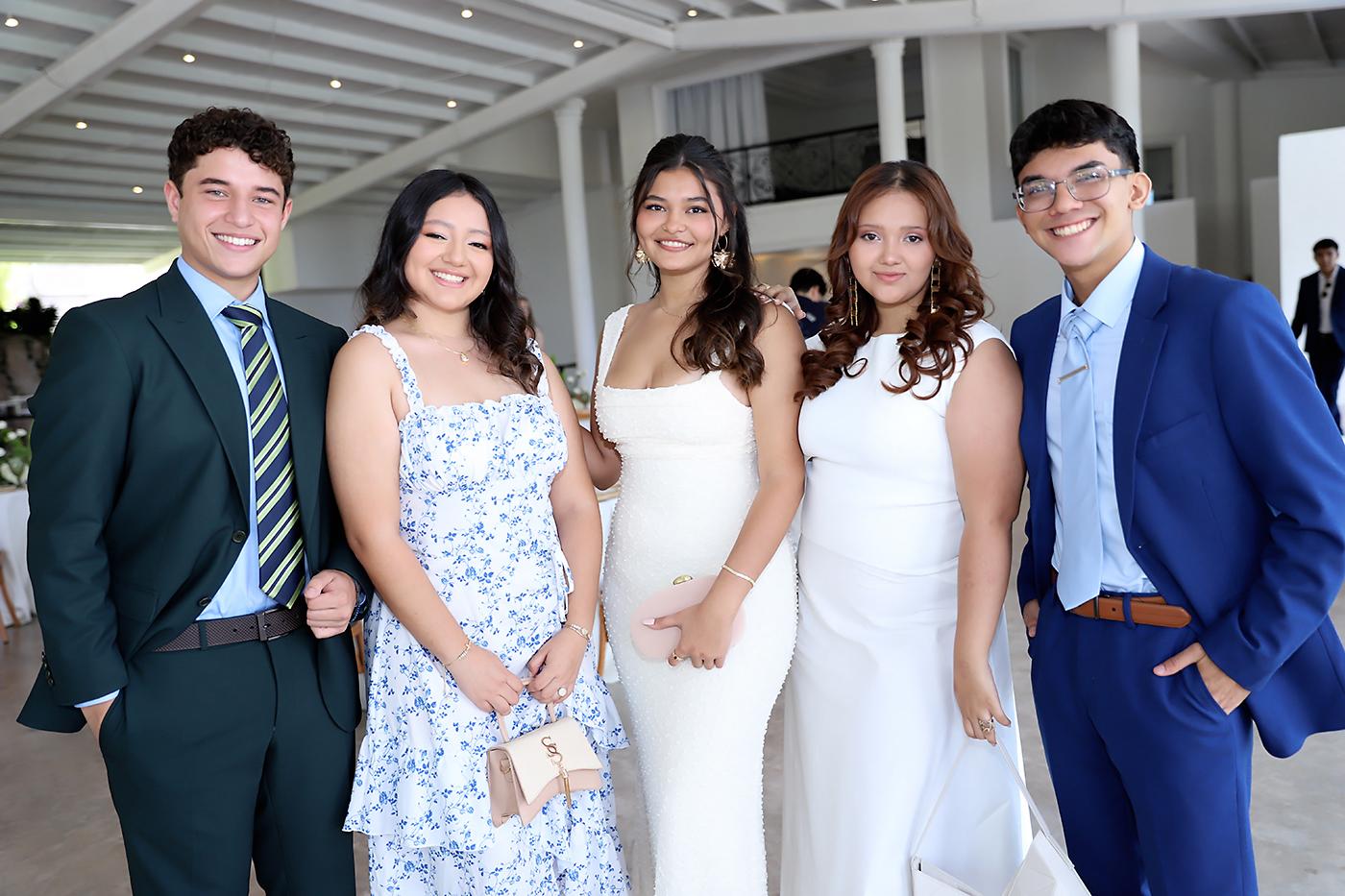Jorge Rodríguez, Rossely López, Cecilia Enamorado, Sofía Mcarthy y Miguel Mencía. Jorge Rodríguez, Rossely López, Cecilia Enamorado, Sofía Mcarthy y Miguel Mencía.
