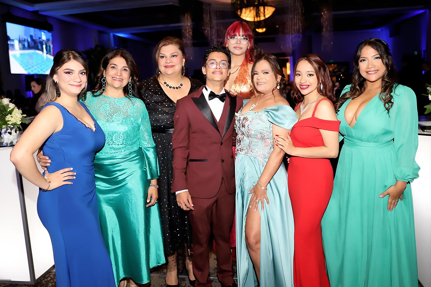 Así se vivió la PROM NIGHT 2023 de la Mayan School