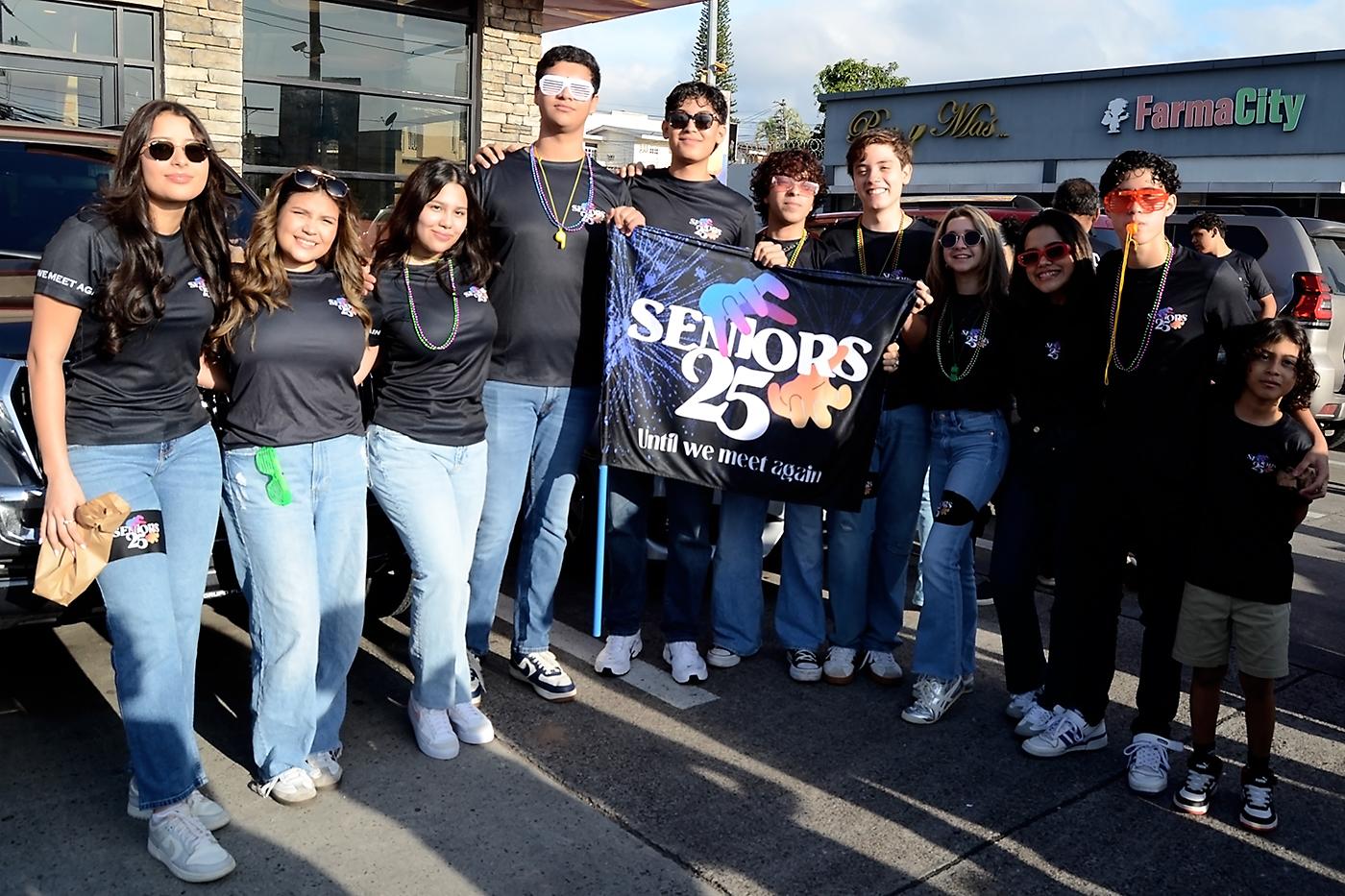 Senior Entrance 2025 de DelCampo School
