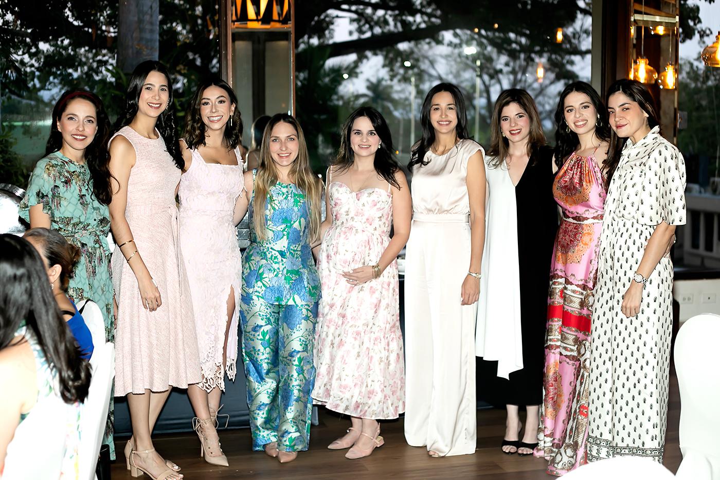 Baby shower para Marianne Hawit Membreño