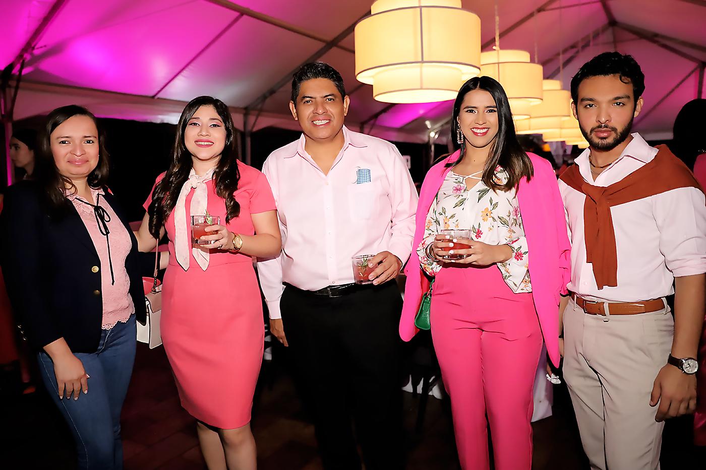 Jessy Amador, José Álvarenga, Norma Farias y Axel Vásquez