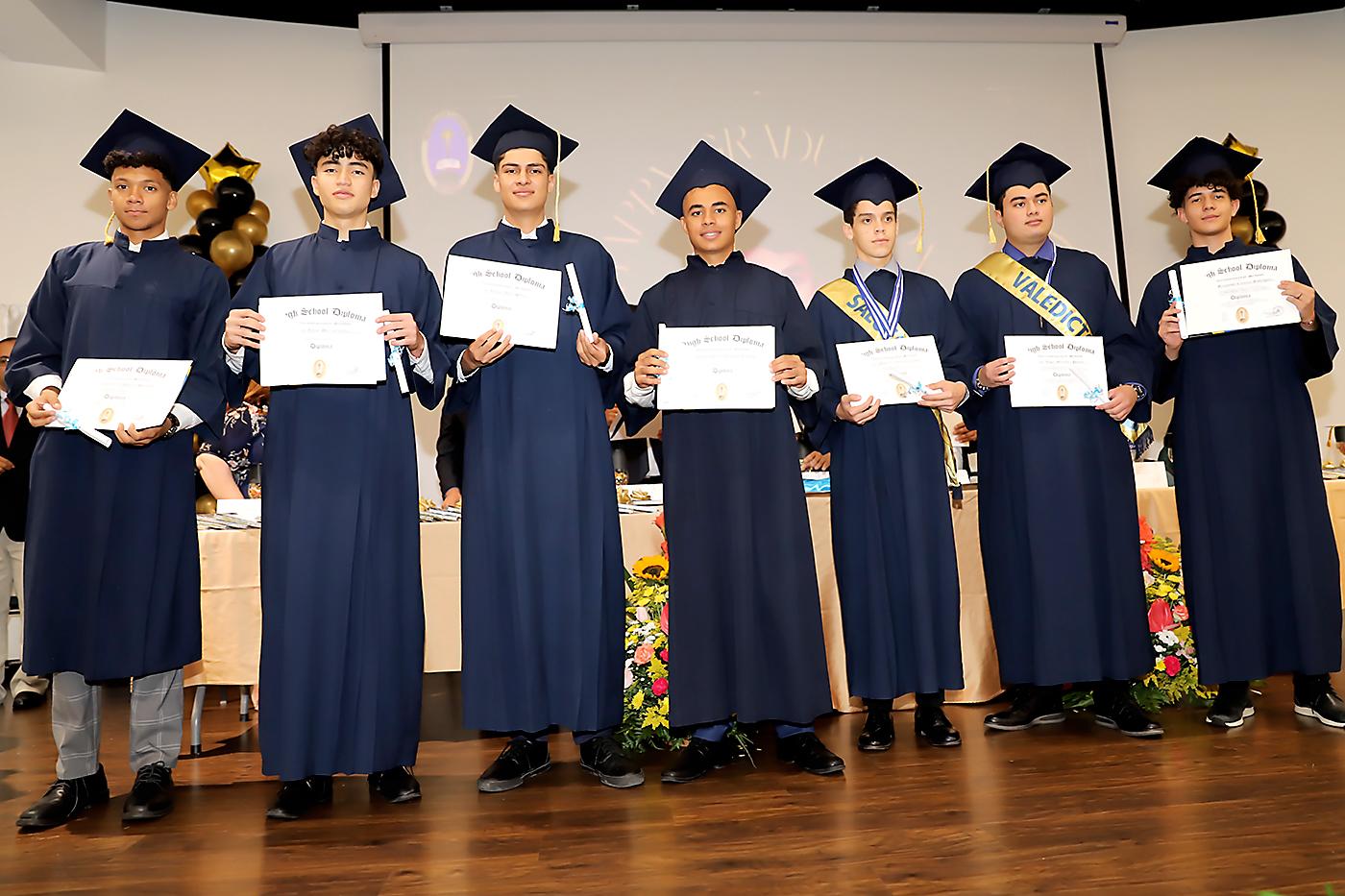 Entrega de títulos de la Intercontinental School 2023