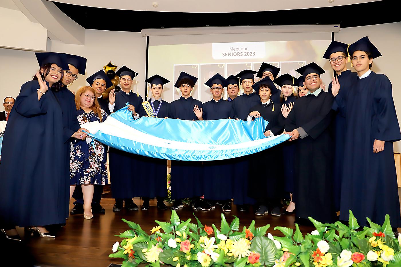 Entrega de títulos de la Intercontinental School 2023