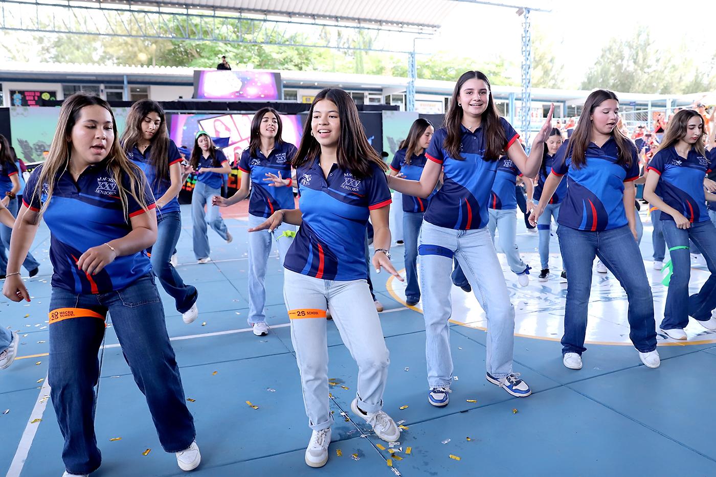 Senior Entrance 2025 de Macris School