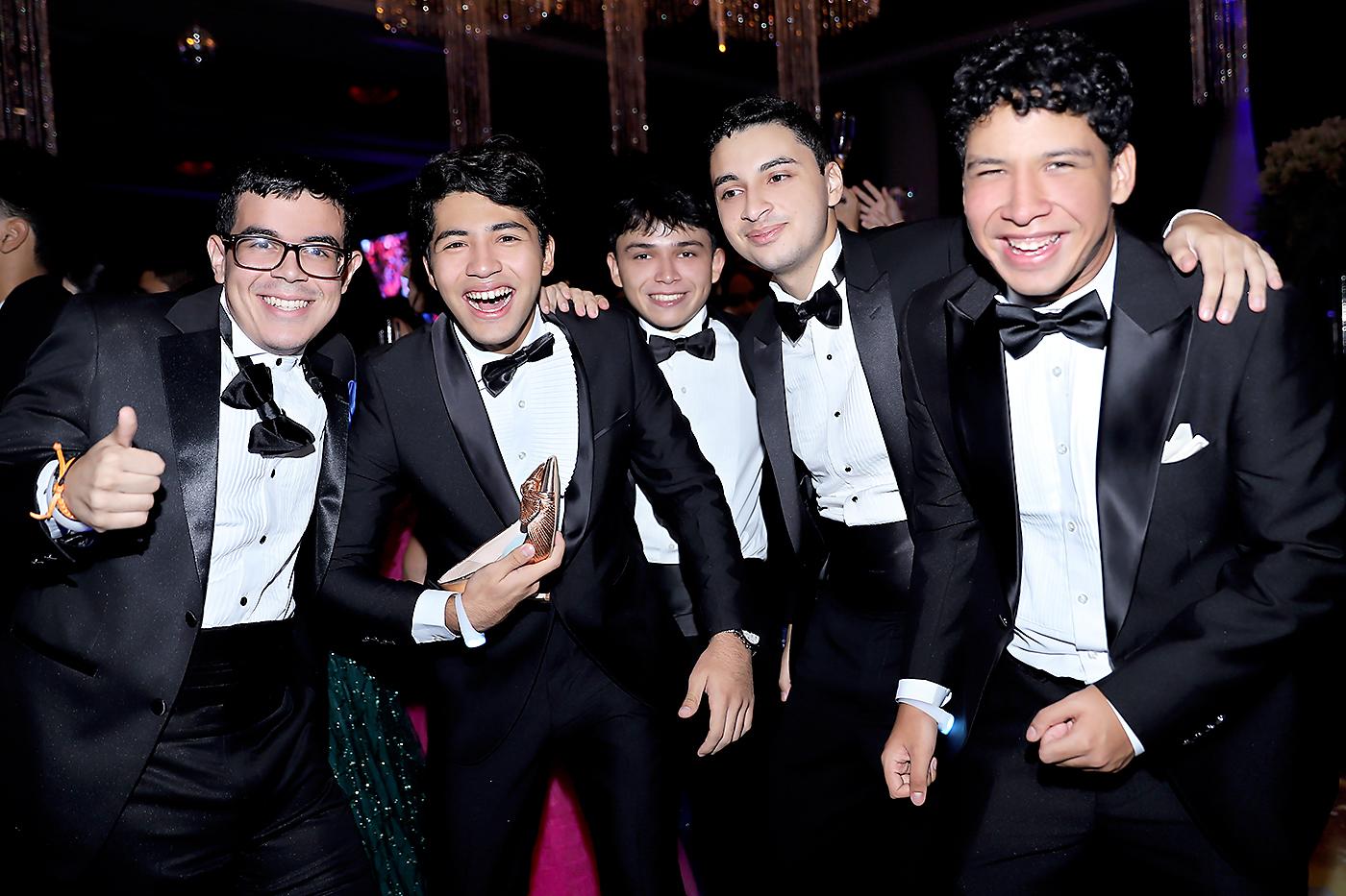 Prom Night de los seniors 2024 de Macris School