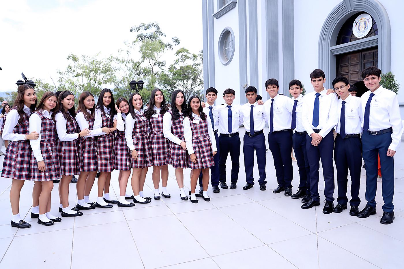 Confirmación de alumnos de Macris School Confirmación de alumnos de Macris School