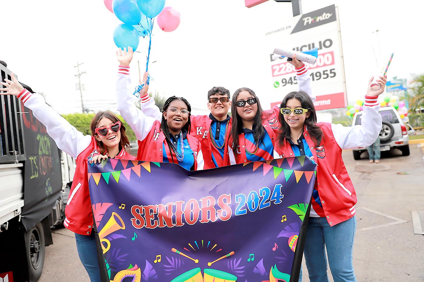 Katherine Bonilla, Rochel McBride, Kenneth Osorto, Hannia López y Helen Argeñal