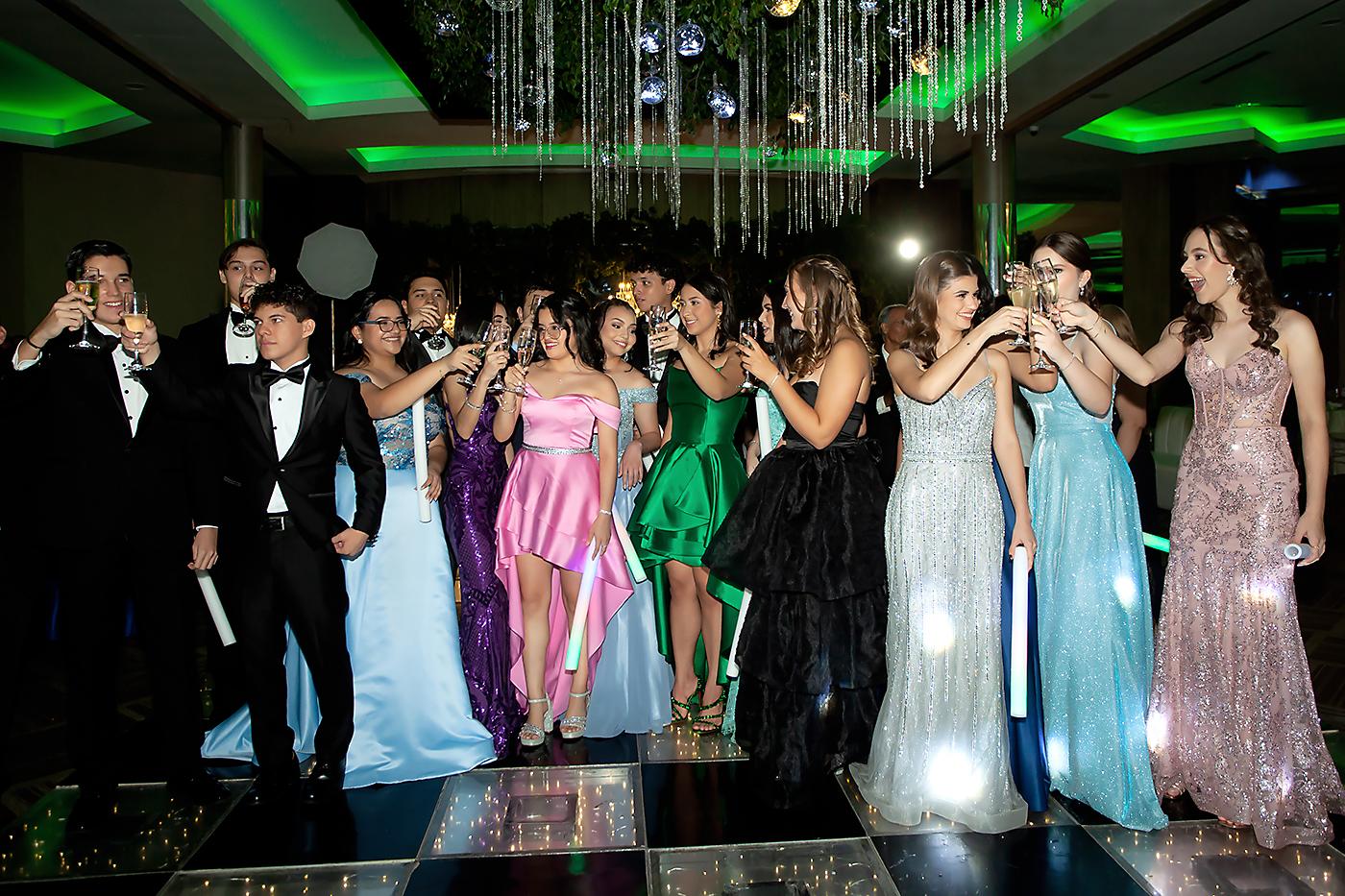 Fiesta de la prom 2024 del Instituto Bilingüe Valle de Sula