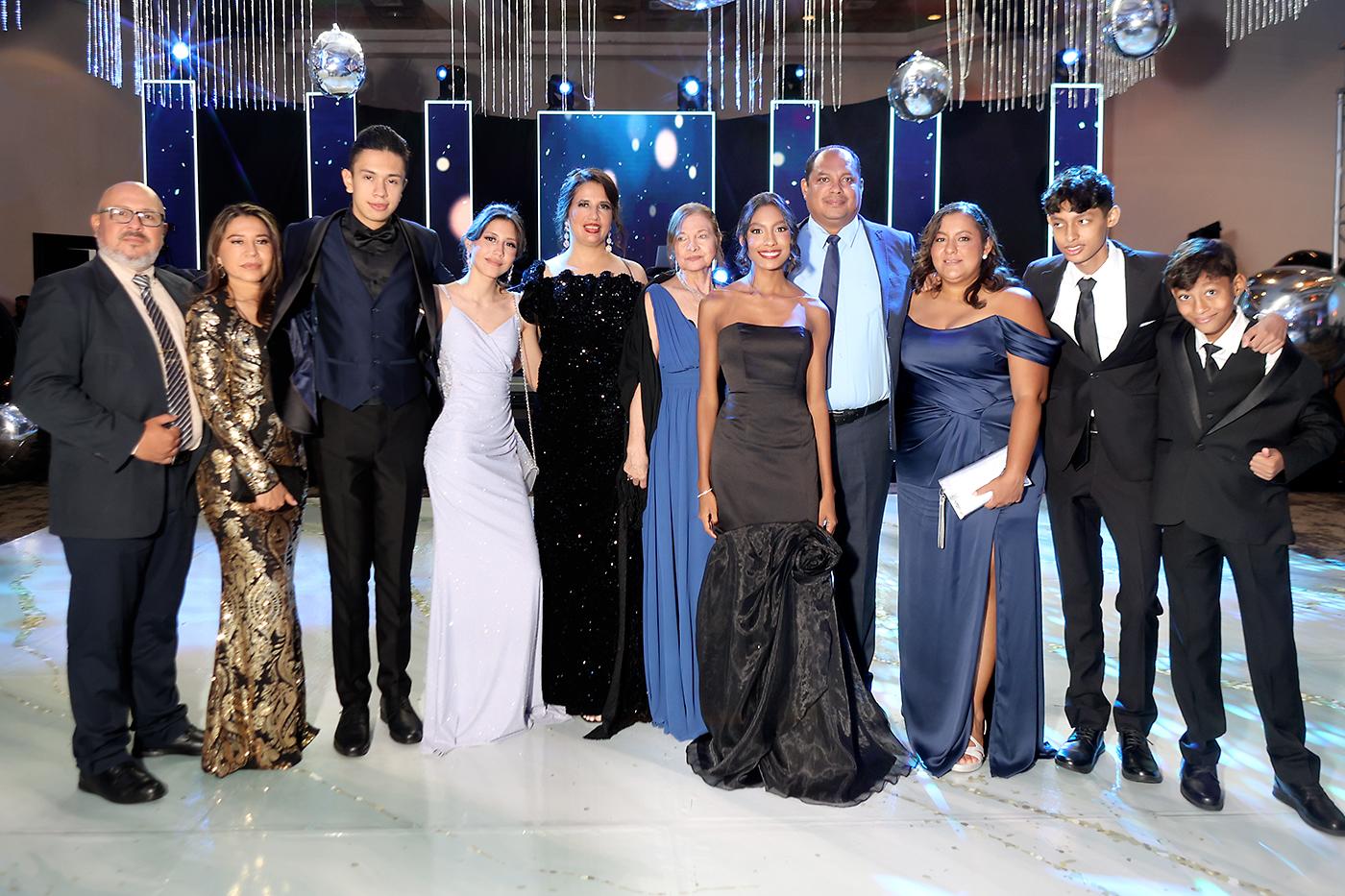 Fiesta de la prom 2025 de Intercontinental School