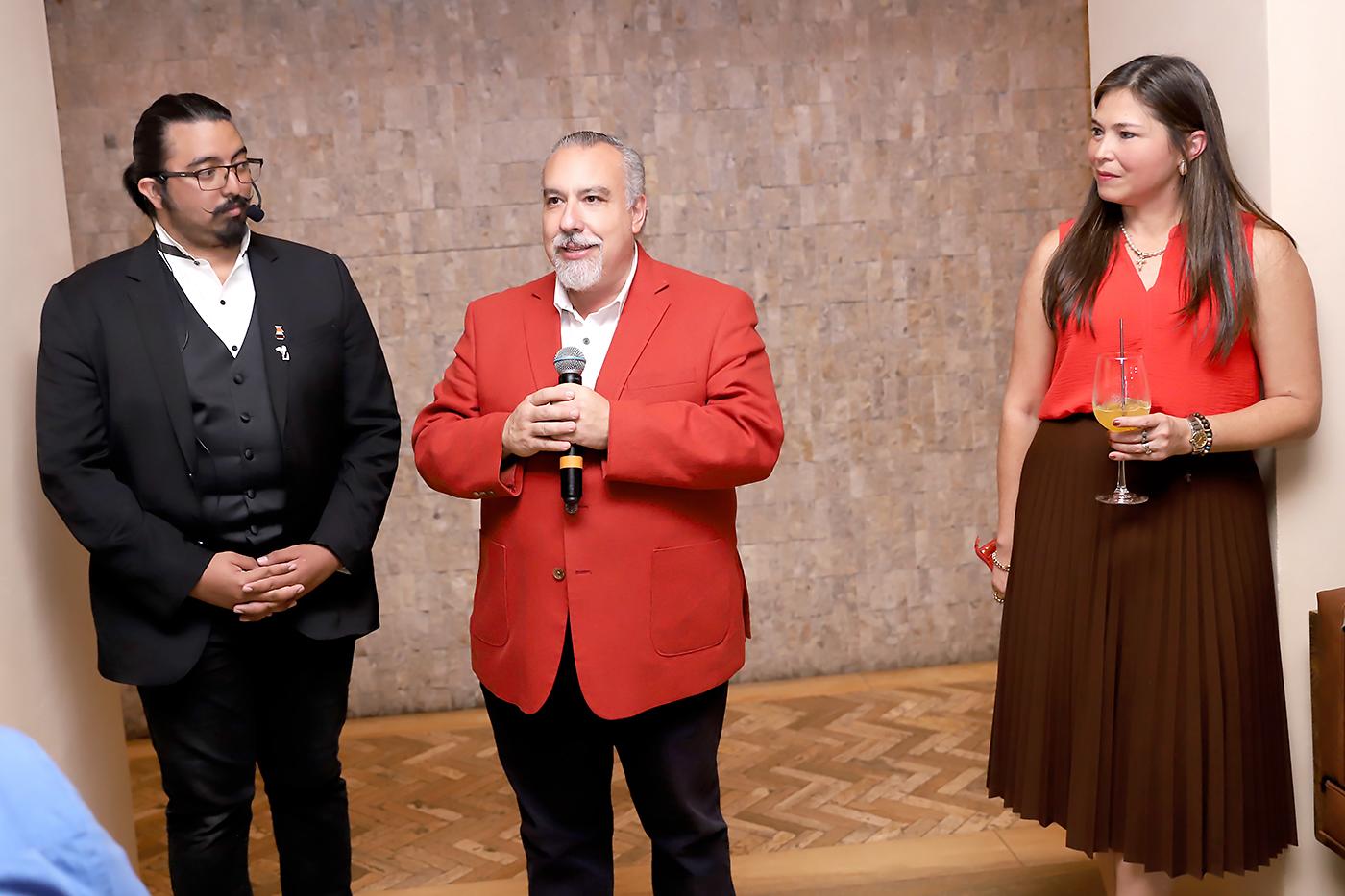 Samuel Castillo, Roberto y Sayra Nassar.