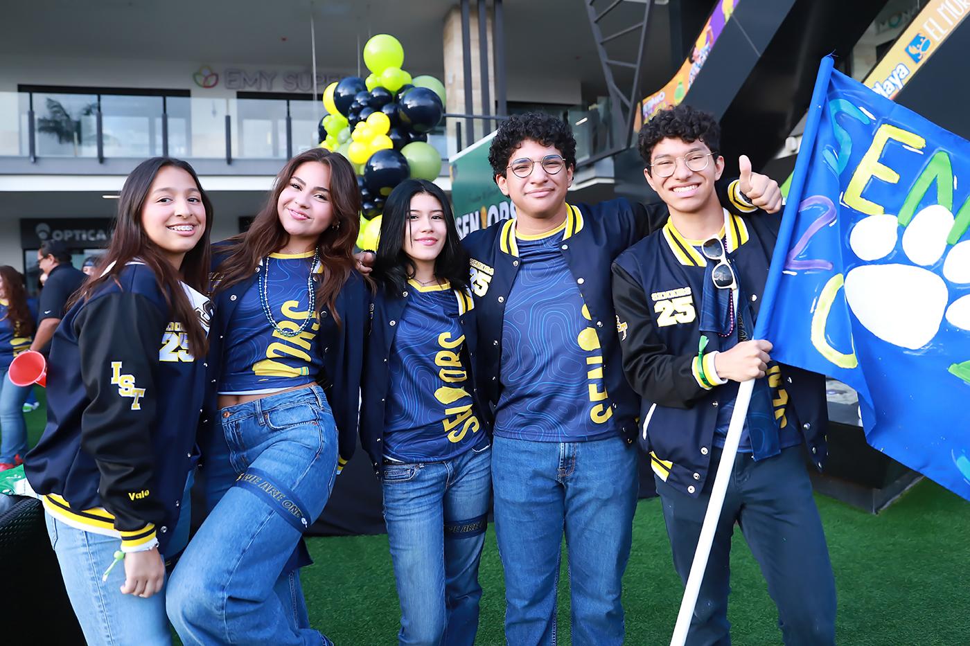 Senior Entrance 2025 de la International School of Tegucigalpa
