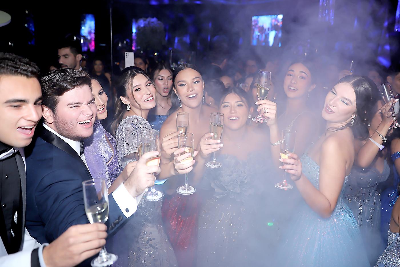 Prom Night de los seniors 2024 de Macris School